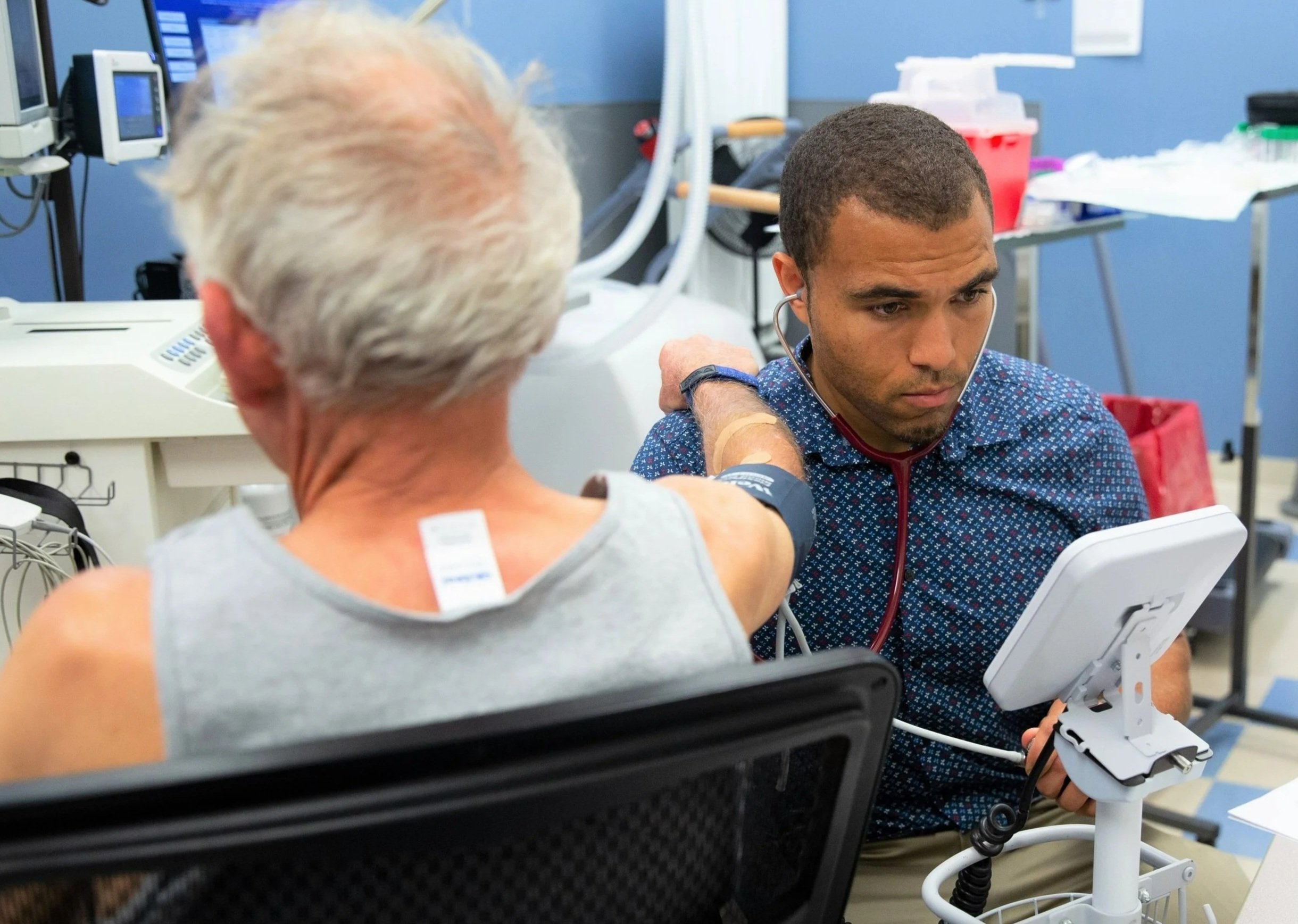 blood pressure measurement in clinic - cardiovascular health research at Florida State University Physiology Lab